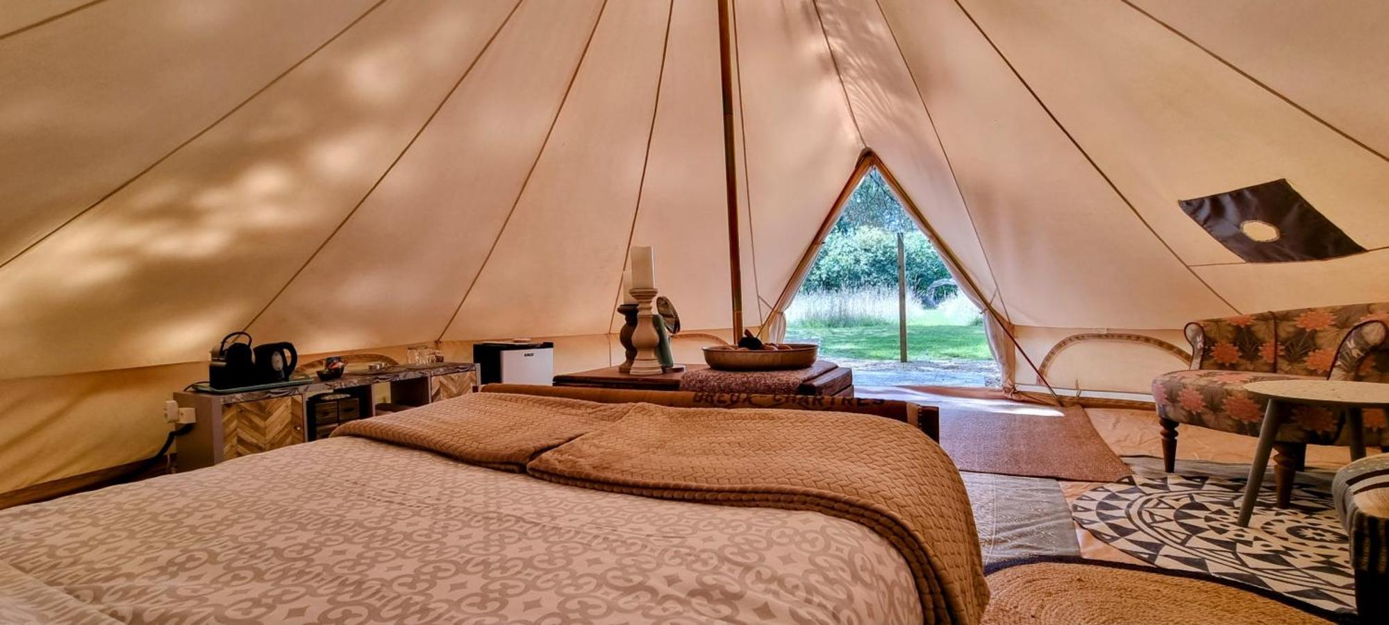 Luxury Bell Tent At Camping La Fortinerie Mouliherne Extérieur photo