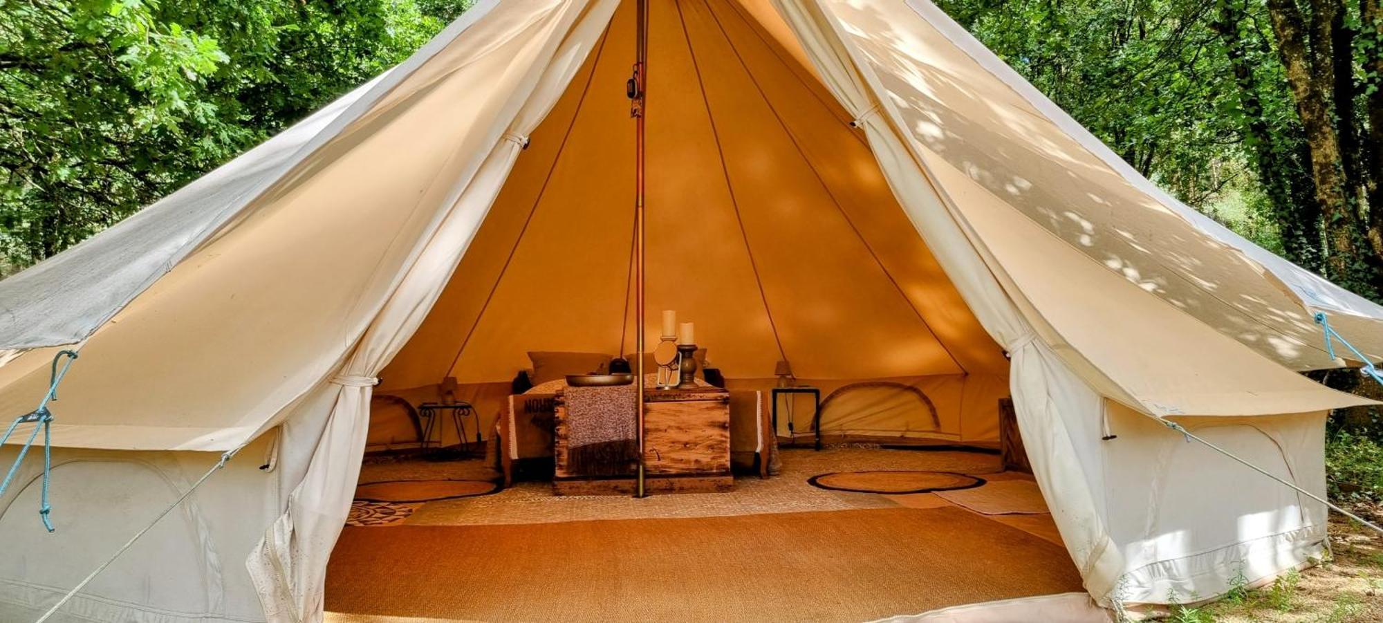 Luxury Bell Tent At Camping La Fortinerie Mouliherne Extérieur photo